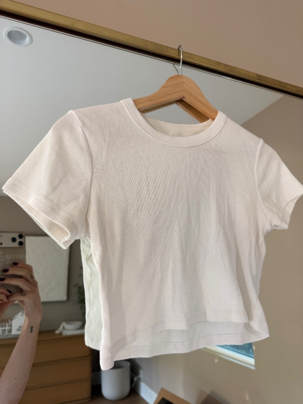 LESET Margo White Ribbed Cropped Tee Size M